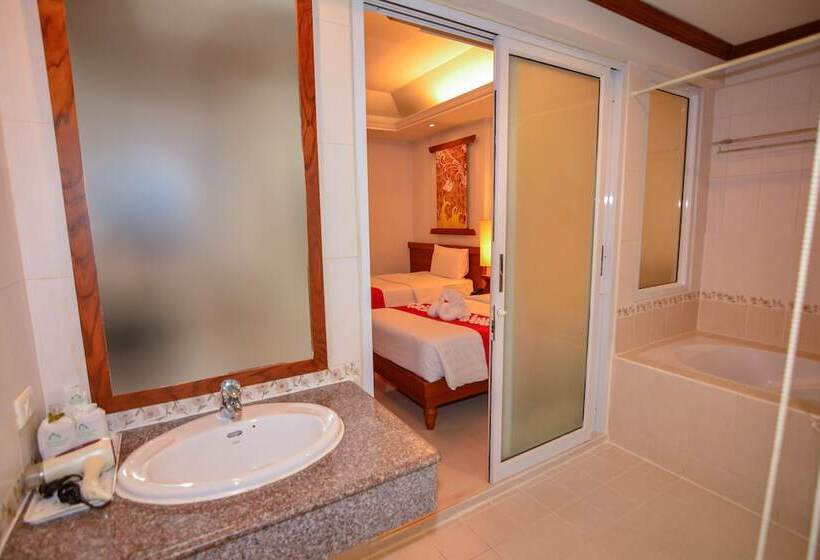 غرفة قياسية, First Bungalow Beach Resort