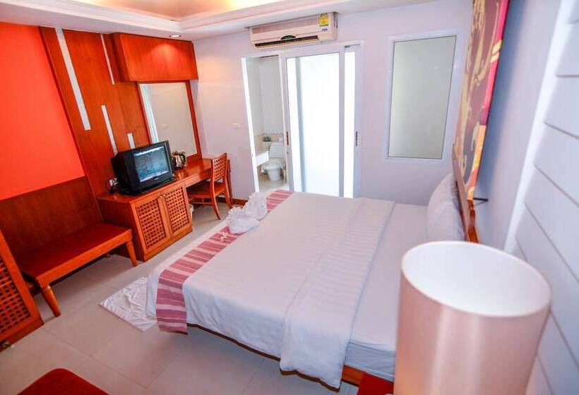 غرفة قياسية, First Bungalow Beach Resort