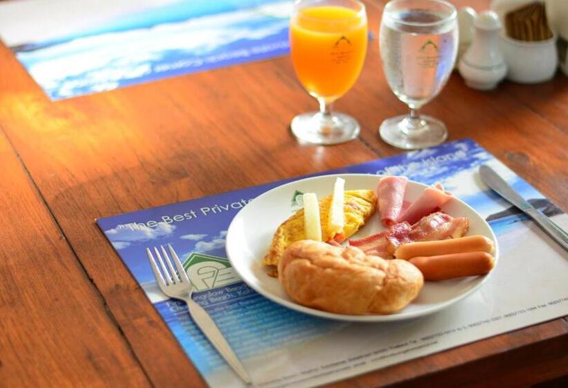 بنجلو قياسى, First Bungalow Beach Resort