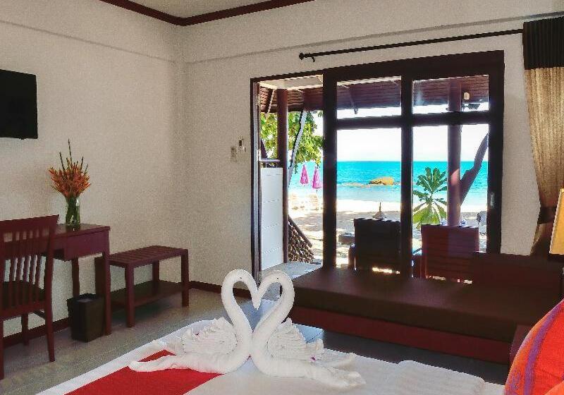 غرفة قياسية, First Bungalow Beach Resort