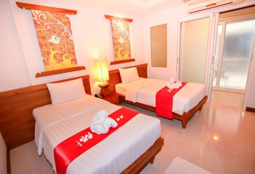 غرفة قياسية, First Bungalow Beach Resort