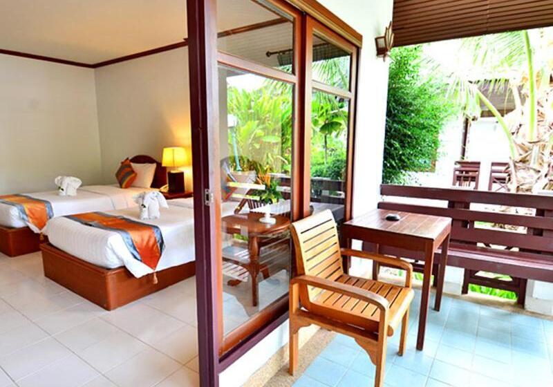 غرفة قياسية, First Bungalow Beach Resort