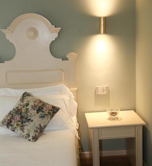 Полулюкс, Foresteria Baglio Della Luna