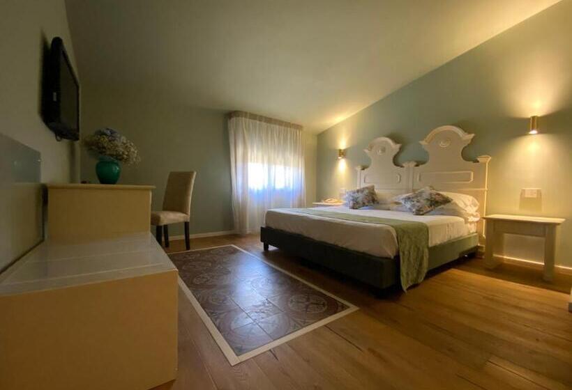 Полулюкс, Foresteria Baglio Della Luna