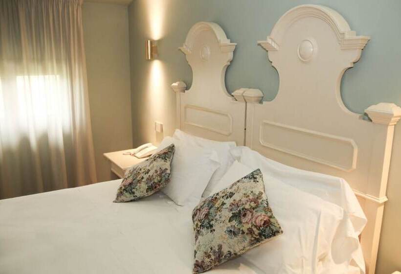 Полулюкс, Foresteria Baglio Della Luna