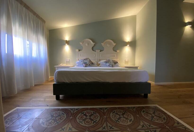 Полулюкс, Foresteria Baglio Della Luna