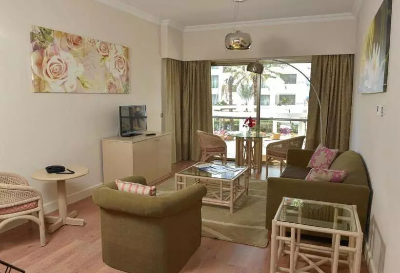 اتاق استاندارد چهار تخته با چشم‌انداز دریا, Jasmine Court