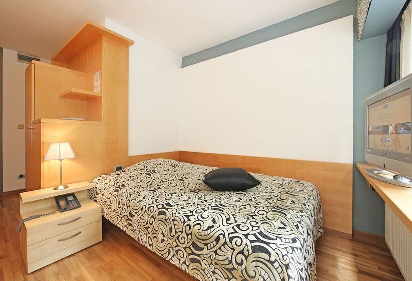 اتاق راحتی یک تخته, Grosuplje