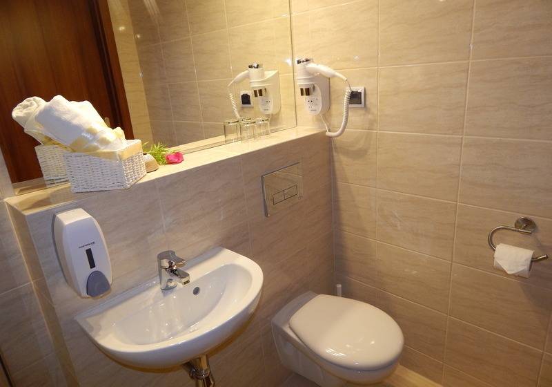 스탠다드 트리플 룸, Krakus