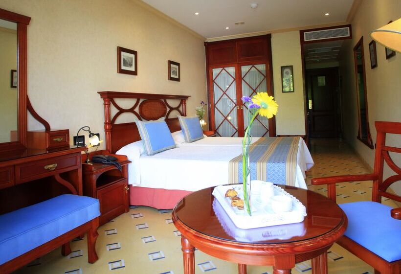 חדר סטנדרט, Reveron Plaza