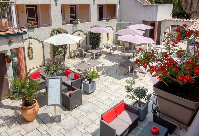 Номер Комфорт, Logis Hôtel Les Ii Mas Perpignan Sud