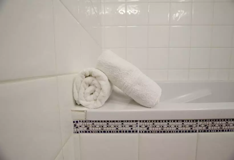 プレステージルーム, Logis Hôtel Les Ii Mas   Perpignan Sud