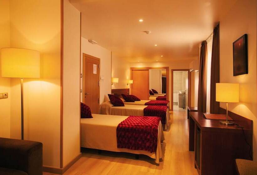 غرفة عائلية, Spa Playa Langosteira By Adeloló