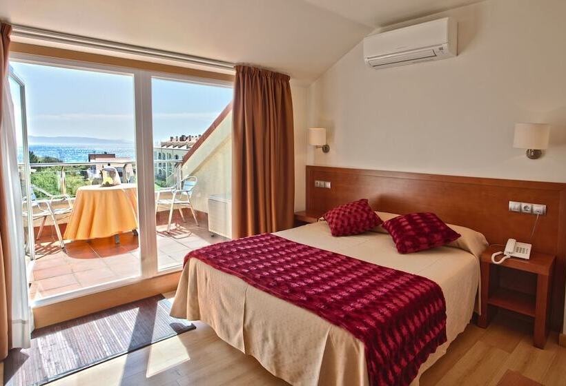 غرفة سوبيريور مطلّة علي البحر, Spa Playa Langosteira By Adeloló