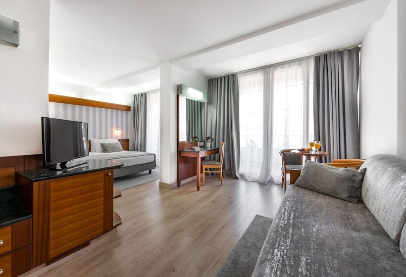 海景带阳台高级间, Uvala