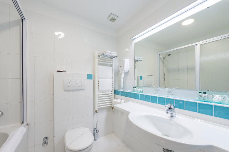 海景标准间带阳台, Uvala