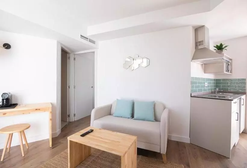 Standard-studio, Marsenses Ferrera Blanca