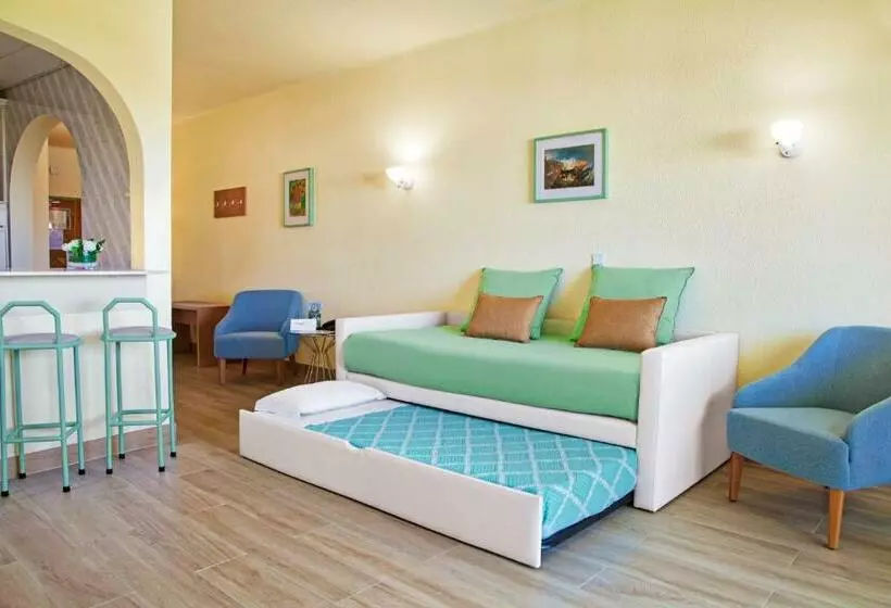2 Bedroom Apartment