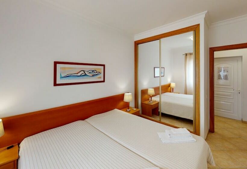 Апартаменты 2 Спальни, Praia Da Lota Resort - Beachfront Apartments