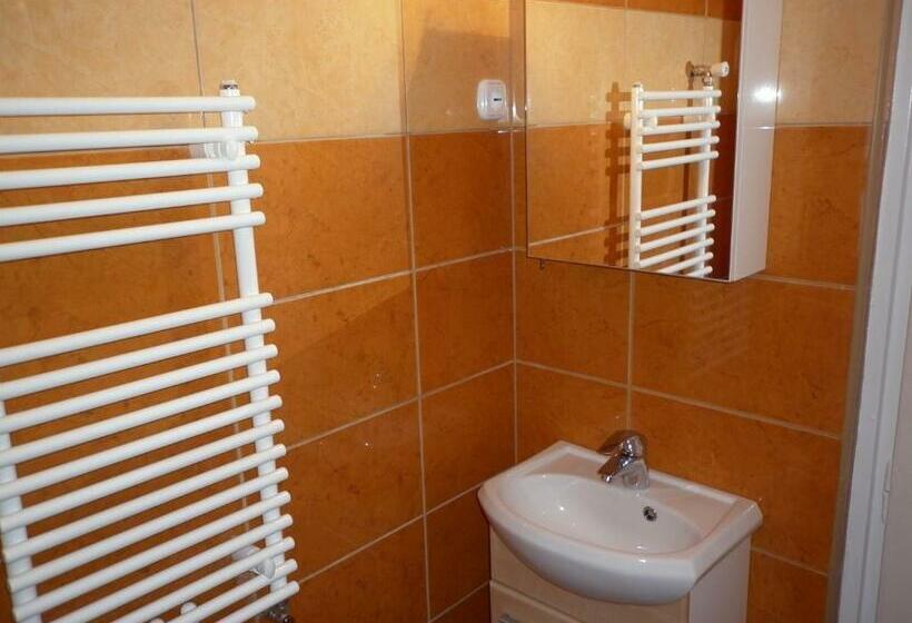 스탠다드 룸, Gloriett Panzió