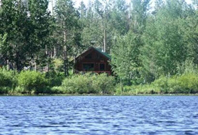 小室, Nimpo Lake Resort