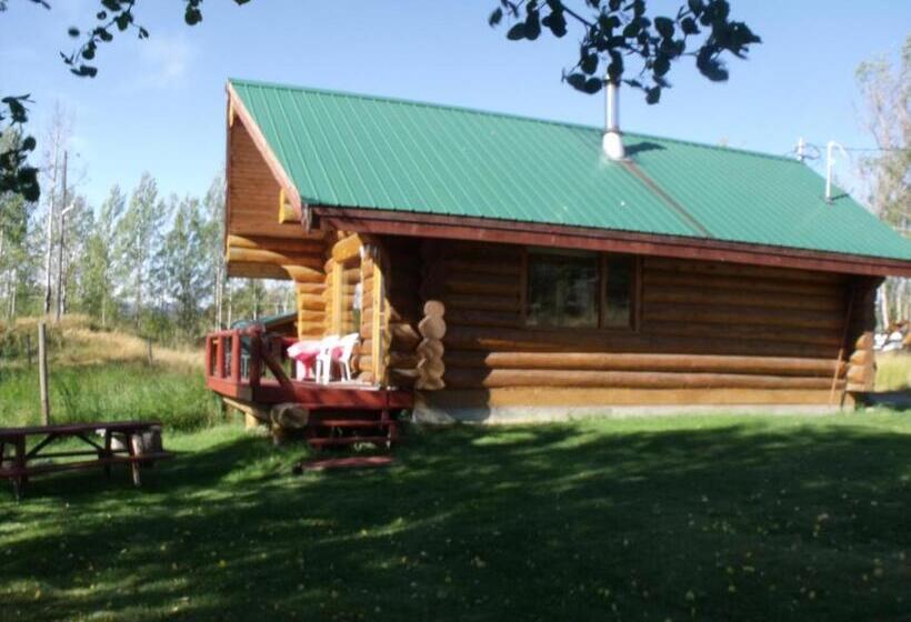 小室, Nimpo Lake Resort