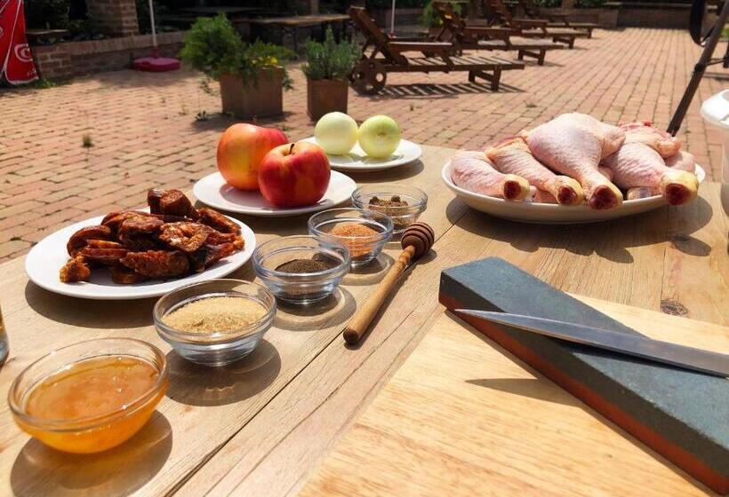 Номер Стандарт, Fogadó A Suttogóhoz