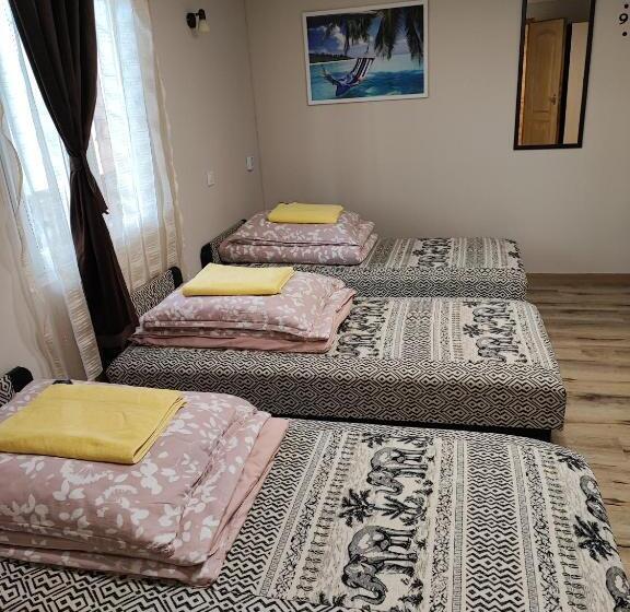 高级三人间, Havanna étterem és Vendégház