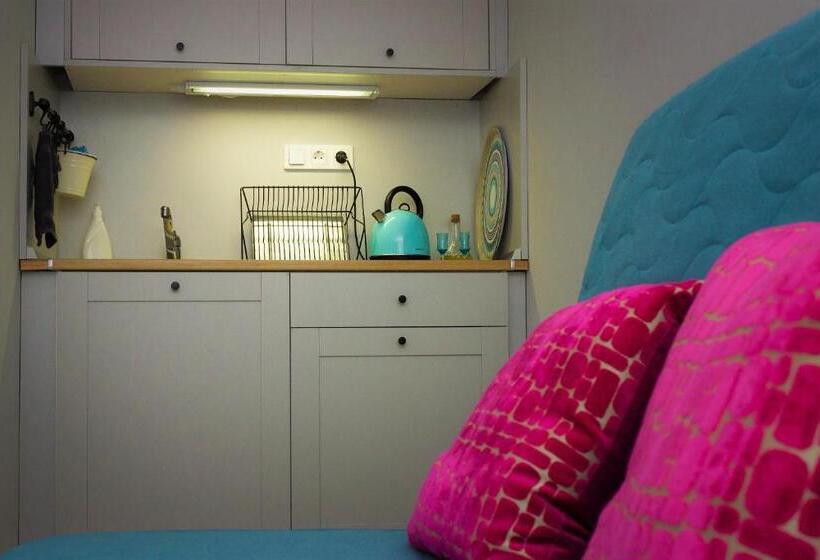 דירת חדר דלוקס, Kultúrélet Vendégháza