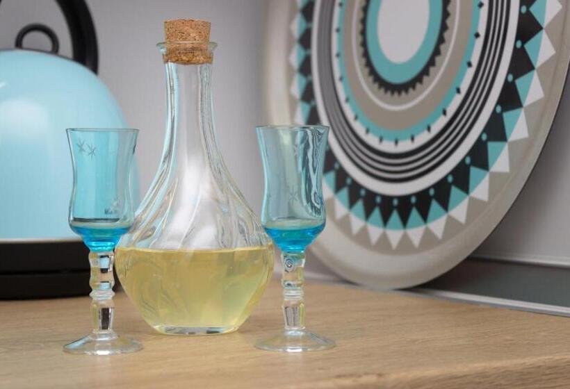 דירת חדר דלוקס, Kultúrélet Vendégháza