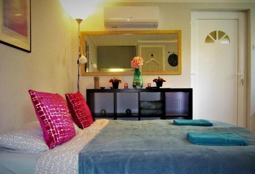 דירת חדר דלוקס, Kultúrélet Vendégháza