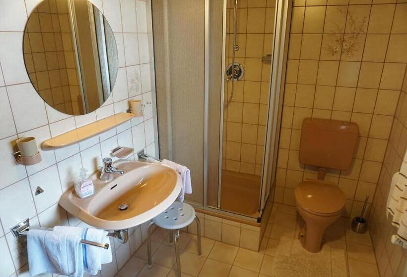 2ベッドルームアパートメント, Pension & Fewos Fuchs