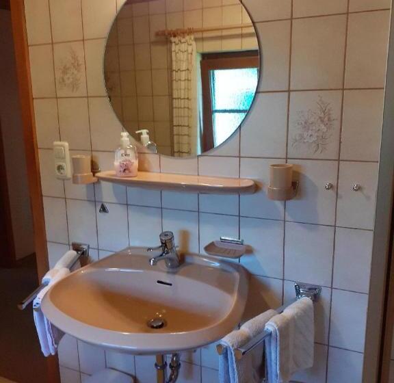 2ベッドルームアパートメント, Pension & Fewos Fuchs