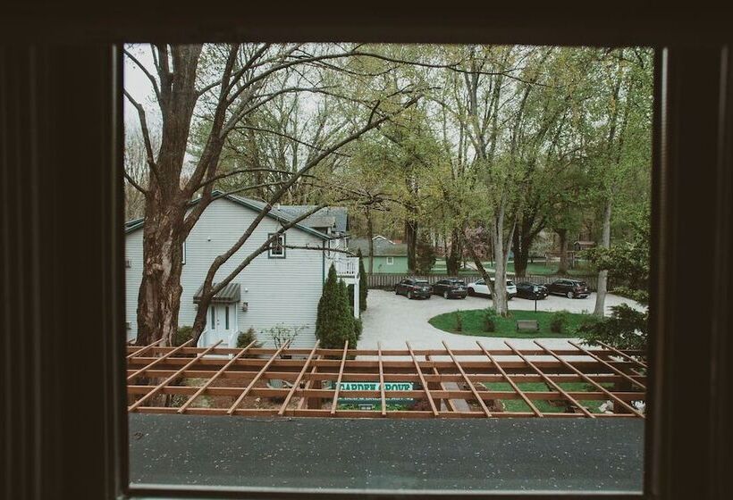 스탠다드 룸 더블 침대, Garden Grove Inn Bed And Breakfast