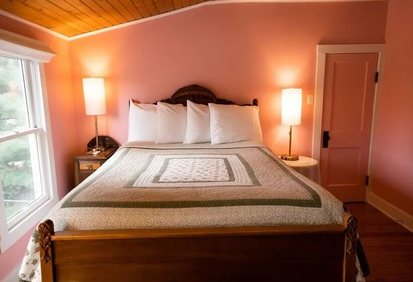 ダブルベッドスタンダードルーム, Garden Grove Inn Bed And Breakfast
