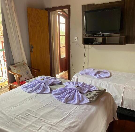 발코니가 있는 4인용 스탠다드 룸, Casa Do Alferes
