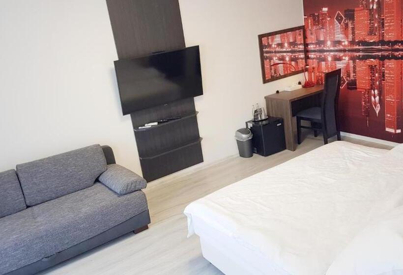 Suite King Size Bed, Restaurace A Hotel Amerika