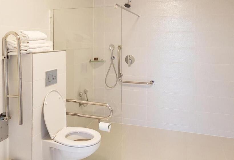 Standard Szoba, Restaurace A Hotel Amerika