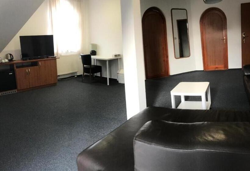 Трежместный Номер Economy, Rozmaryn Rooms & Apartments