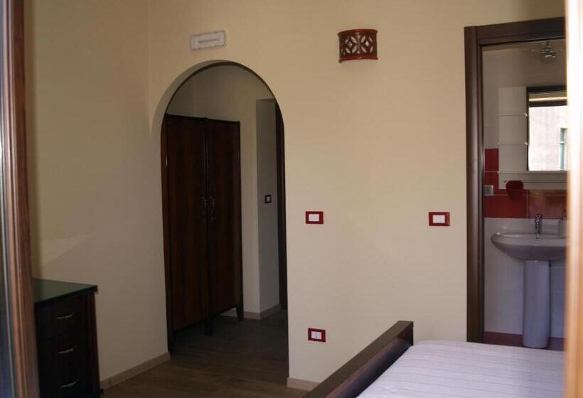 带阳台的豪华间, B&b Mamma Elena