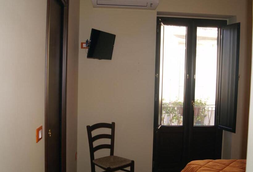 标准间带阳台, B&b Mamma Elena