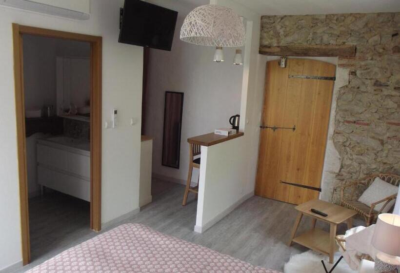 חדר סטנדרט עם מיטת קינג, Domaine De Poumatan