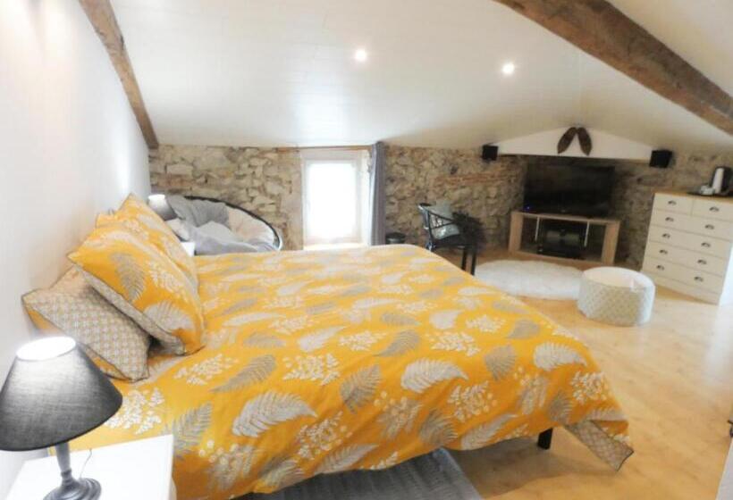 חדר משפחתי, Domaine De Poumatan