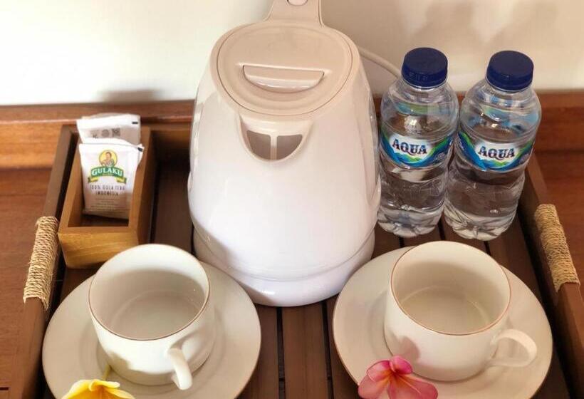 חדר דלוקס נוף בריכה, Crystal Bay Bungalows