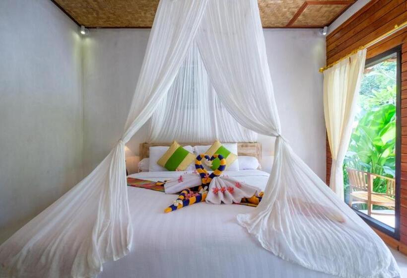 בונגלו סטנדרט עם נוף לגינה, Crystal Bay Bungalows