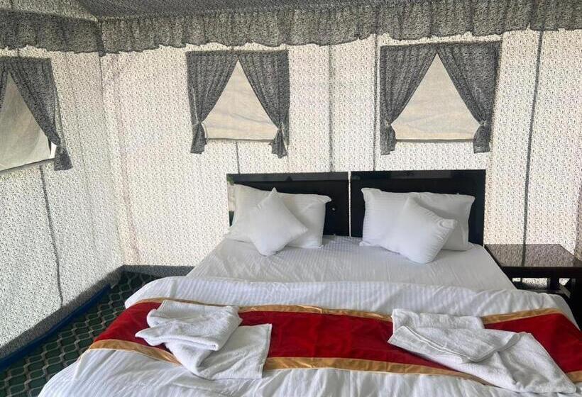 Quarto Deluxe, The Sky Desert ,hunder , Nubra