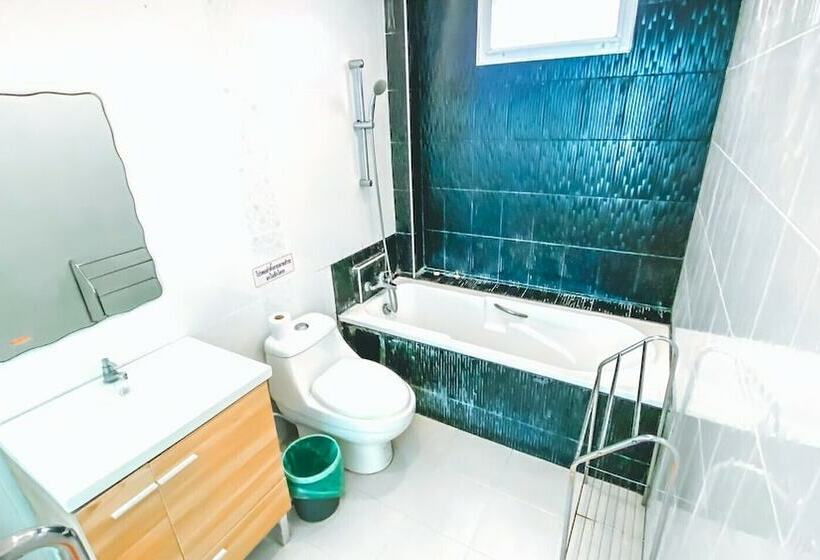 Дом 2 Спальни, Khung Wimarn Beach Home