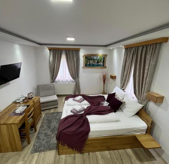 デラックスルーム, Rustic Inn River