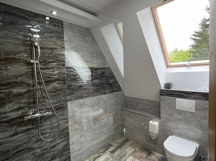 デラックスルーム, Rustic Inn River