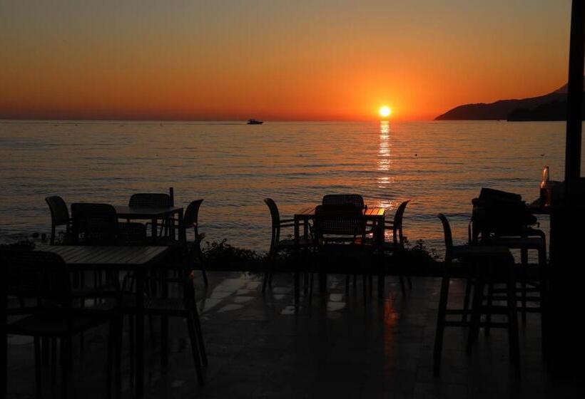 חדר דלוקס עם מרפסת נוף לים, Oniro In Sea & Sun Adults Only